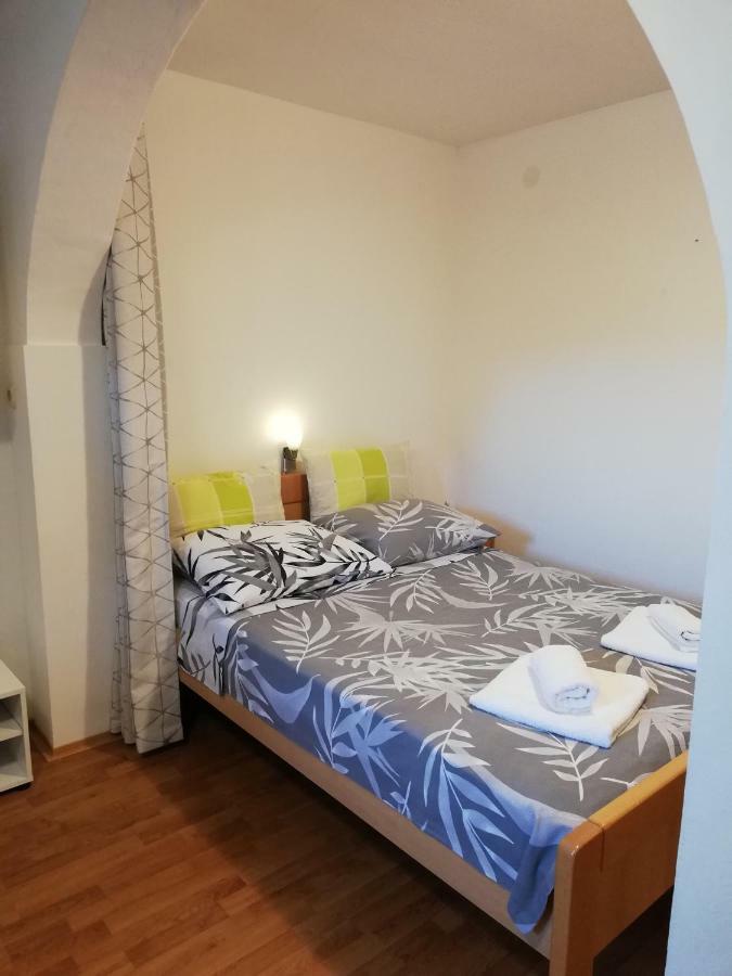 Apartment Zdravko Štinjan Exteriör bild