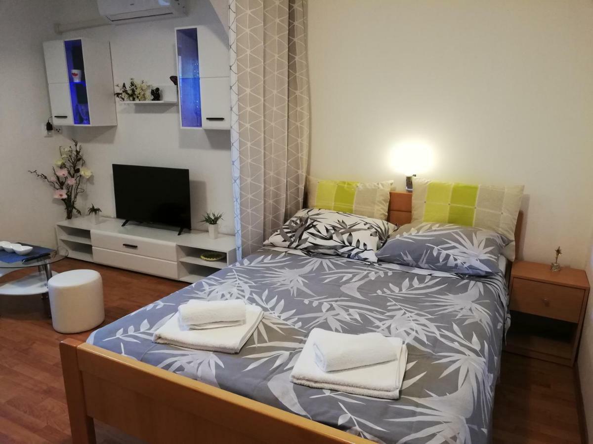 Apartment Zdravko Štinjan Exteriör bild